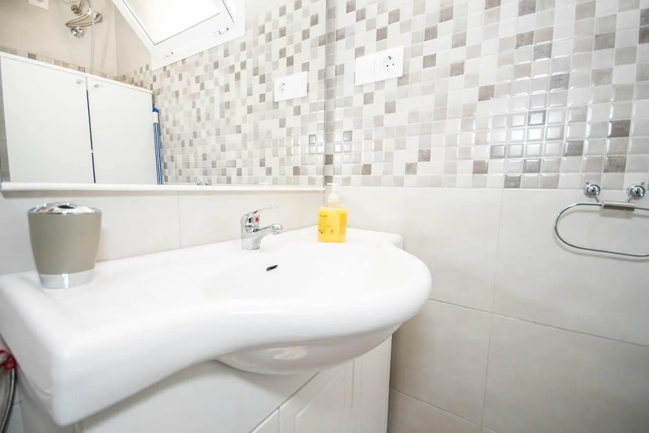 Apartment Cubo'S Estudio Isabel Manoja Hotel Torremolinos Spain