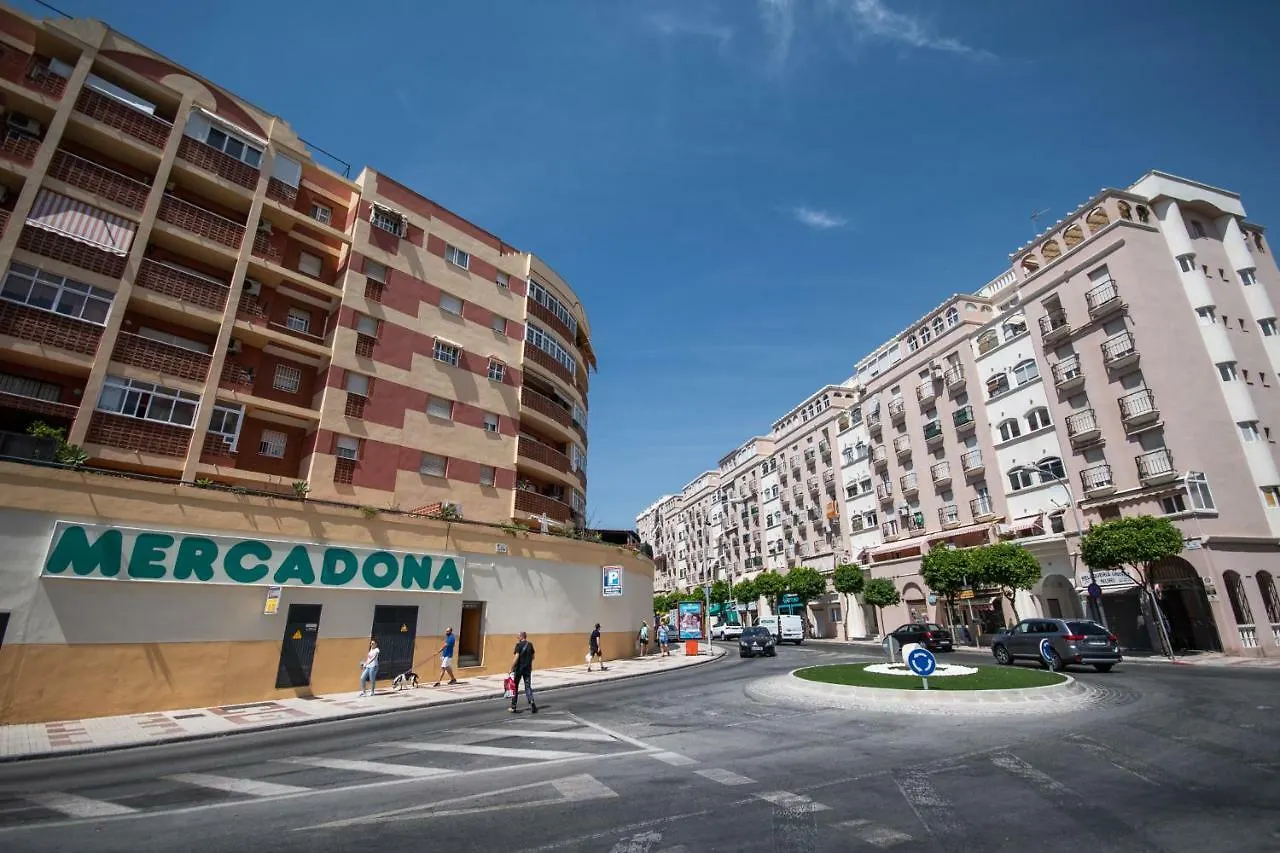 Hotel Cubo'S Estudio Isabel Manoja Torremolinos Apartmán